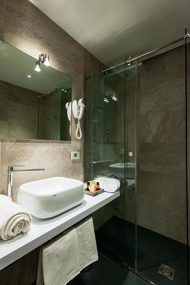 Отель Residenza Monfy Рим Экстерьер фото