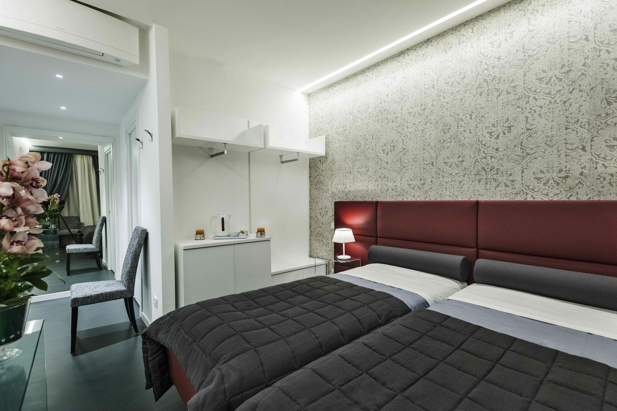 Отель Residenza Monfy Рим Экстерьер фото